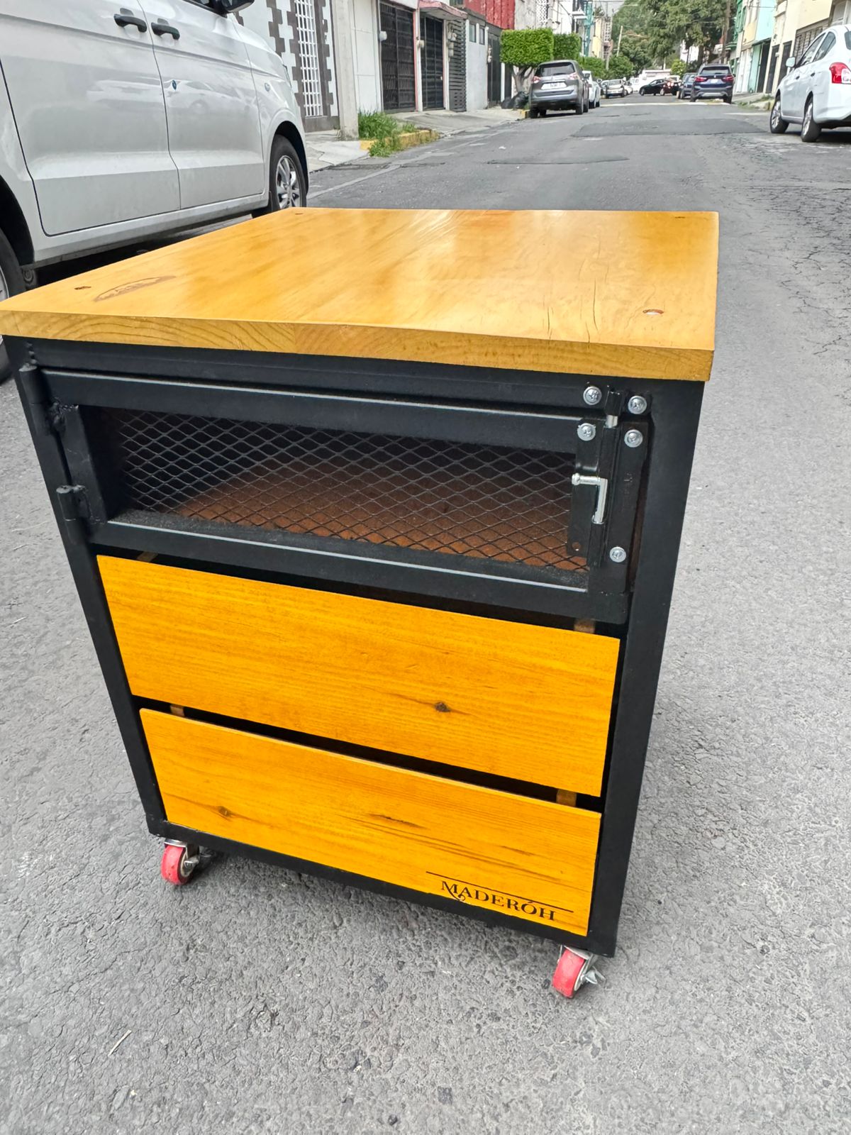 Cajonera 3